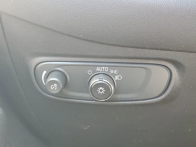 Certified 2024 Chevrolet Equinox LT FWD image 19