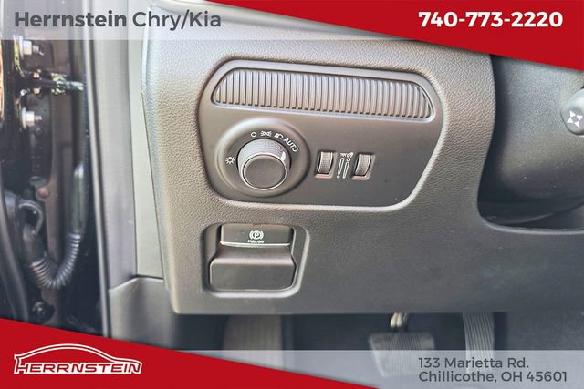 New 2026 Jeep Grand Wagoneer 4WD image 19