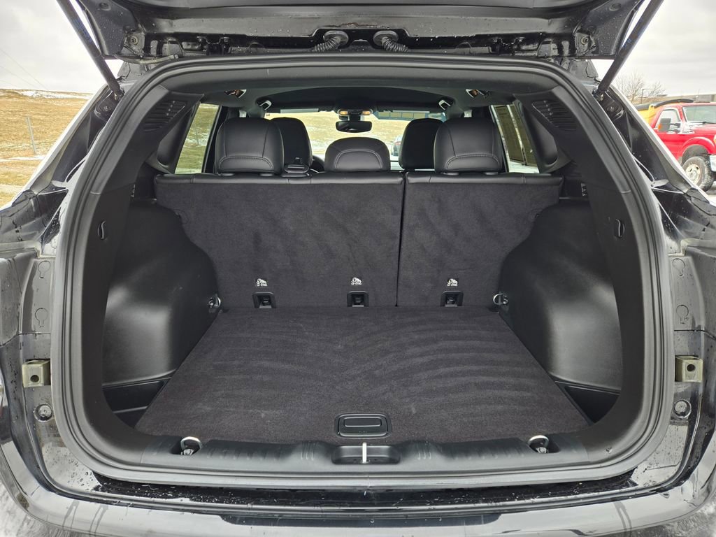 Used 2024 Jeep Compass Limited image 30