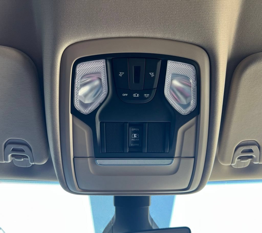 Used 2021 RAM 1500 Big Horn AWD/4WD image 19