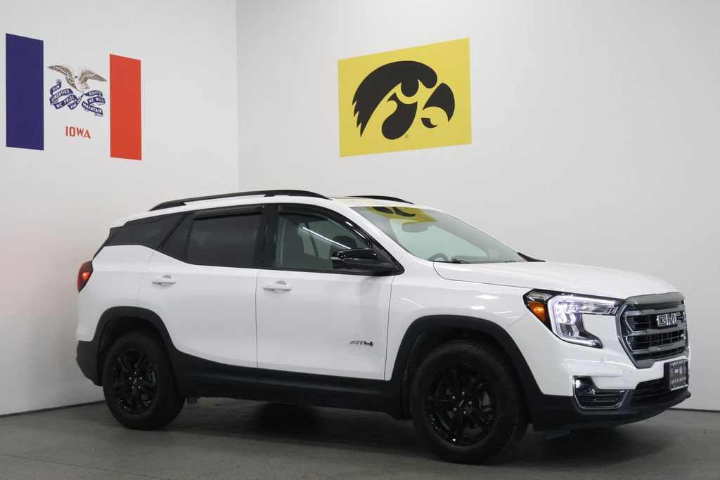Used 2024 GMC Terrain AT4 w/ Infotainment Package II AWD/4WD image 1