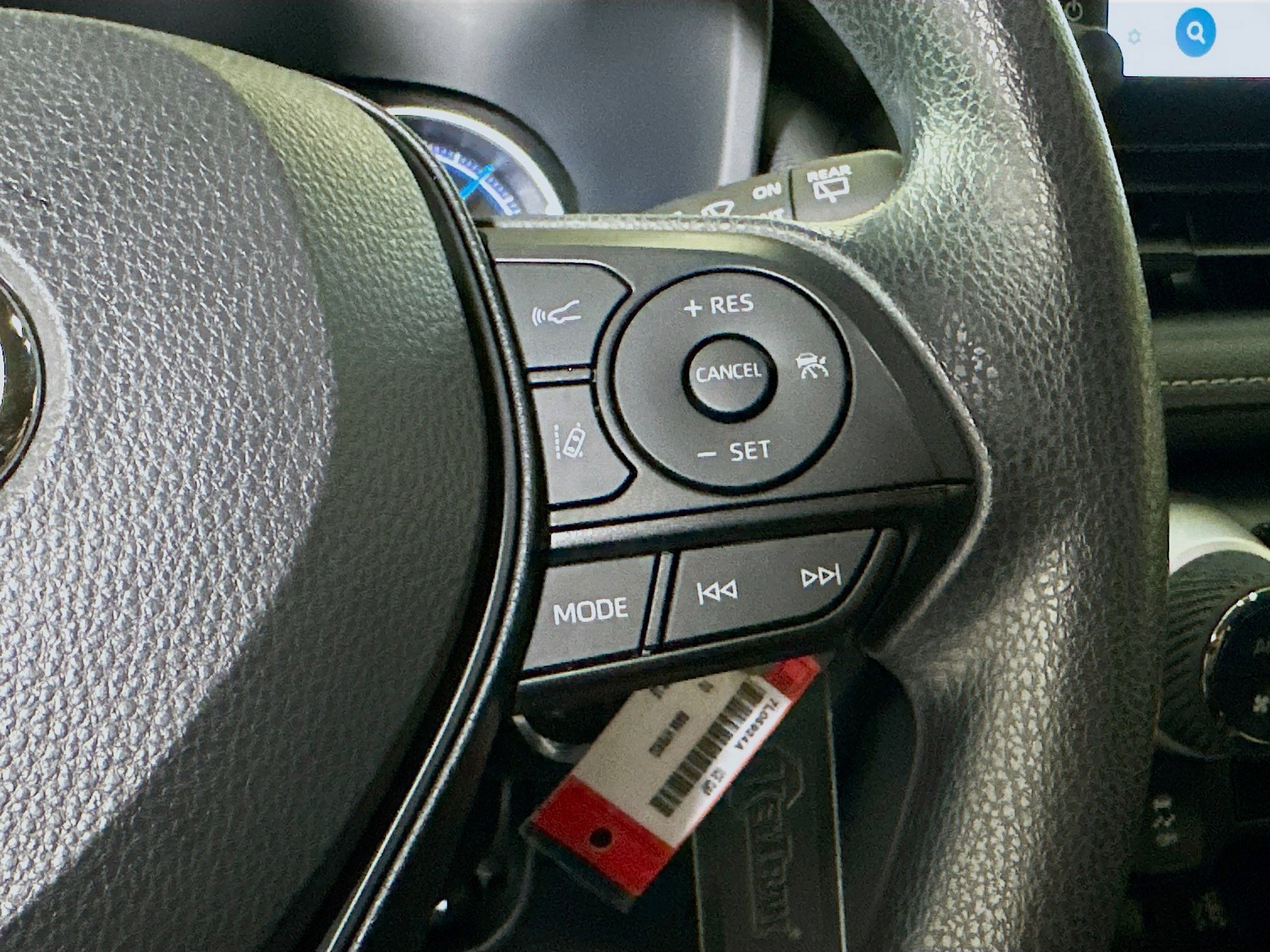 Used 2025 Toyota RAV4 LE image 17