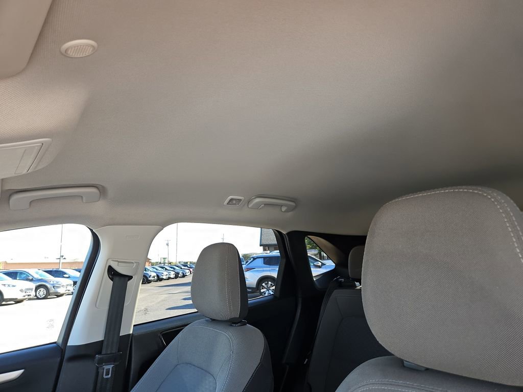 Used 2022 Ford Escape SE image 19
