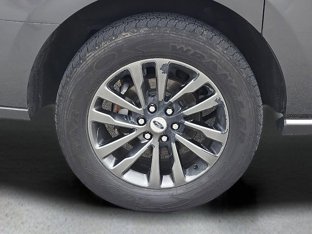 Used 2021 Ford Expedition Max Limited image 8