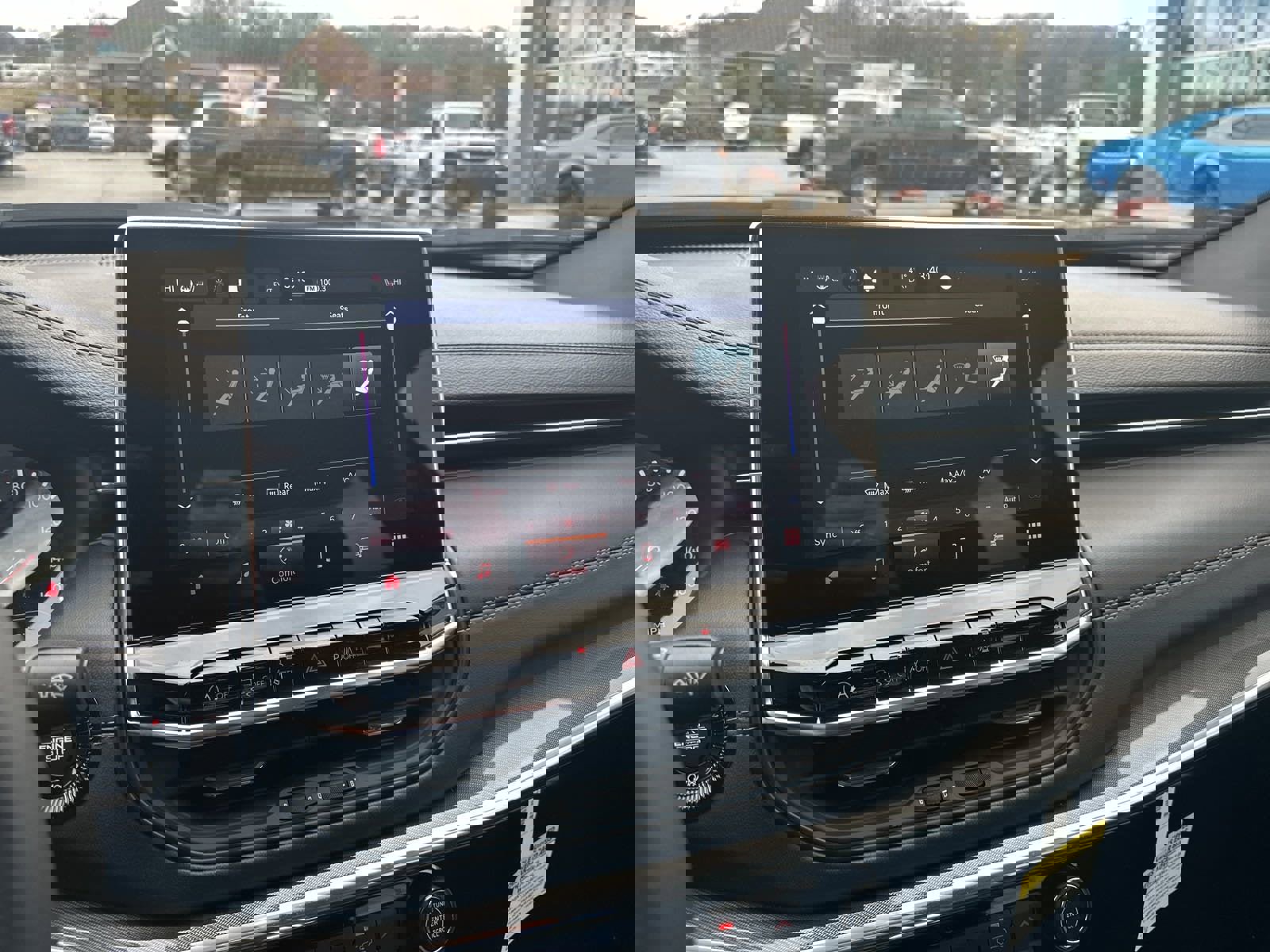 New 2024 Jeep Compass Limited image 32