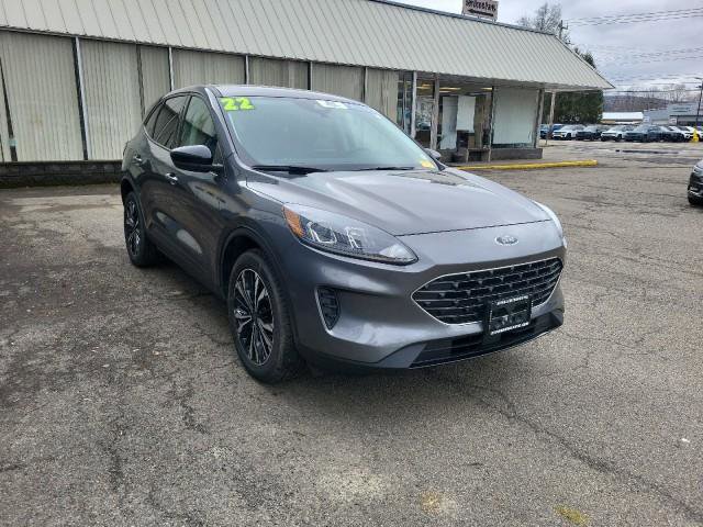 Used 2022 Ford Escape SE w/ SE Sport Appearance Package AWD/4WD image 5