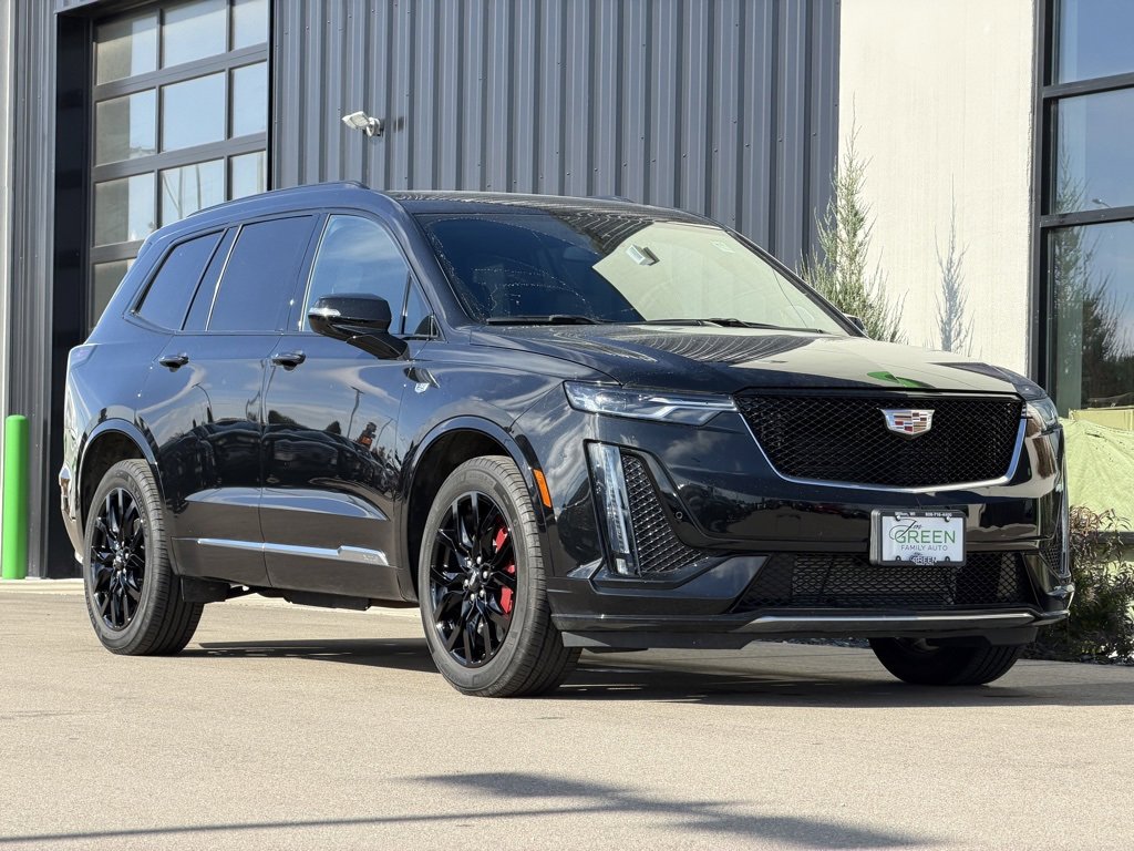 Used 2024 Cadillac XT6 Sport image 4