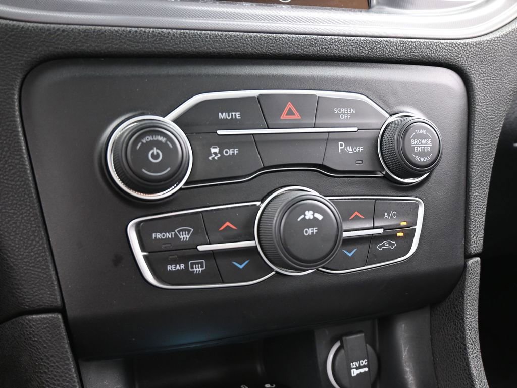 Used 2023 Dodge Charger SXT w/ Blacktop Package image 24