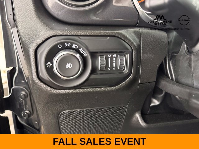 Used 2022 Jeep Wrangler Unlimited Sport AWD/4WD image 37