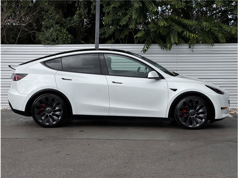 Used 2021 Tesla Model Y Performance AWD/4WD image 13