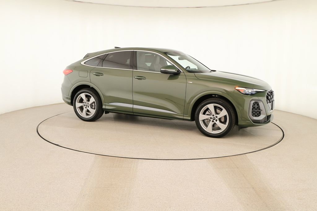 New 2025 Audi Q5 Prestige image 9