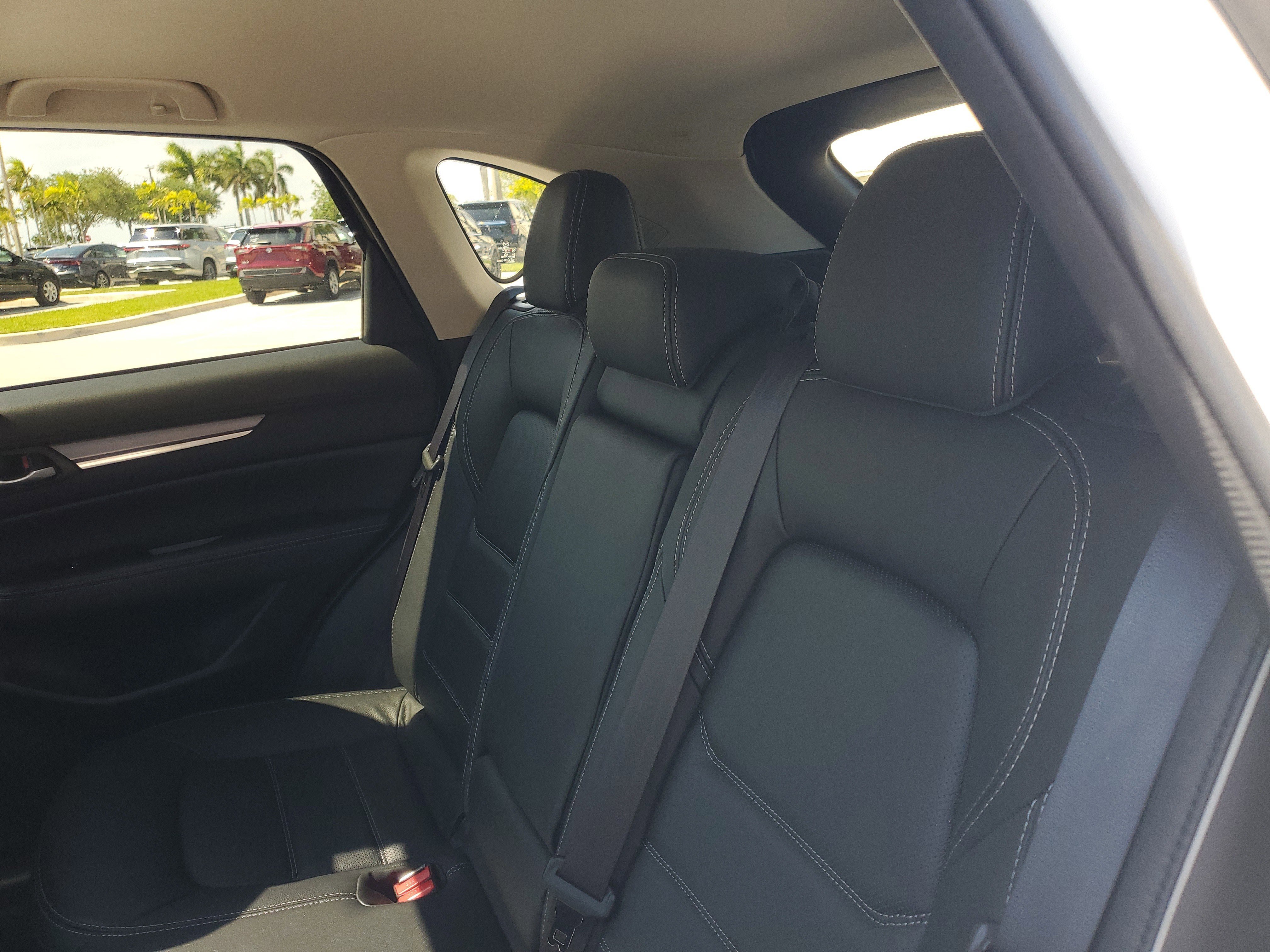 Used 2025 MAZDA CX-5 AWD 2.5 S w/ Premium Plus Pkg image 14