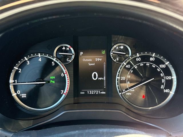 Used 2020 Lexus GX 460 Premium w/ Premium Package image 28