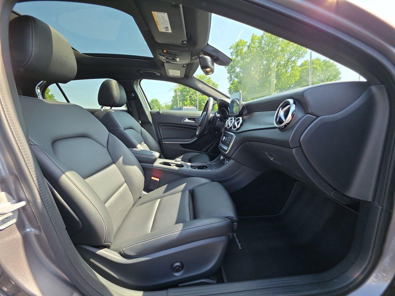 Used 2018 Mercedes-Benz GLA 250 4MATIC image 8