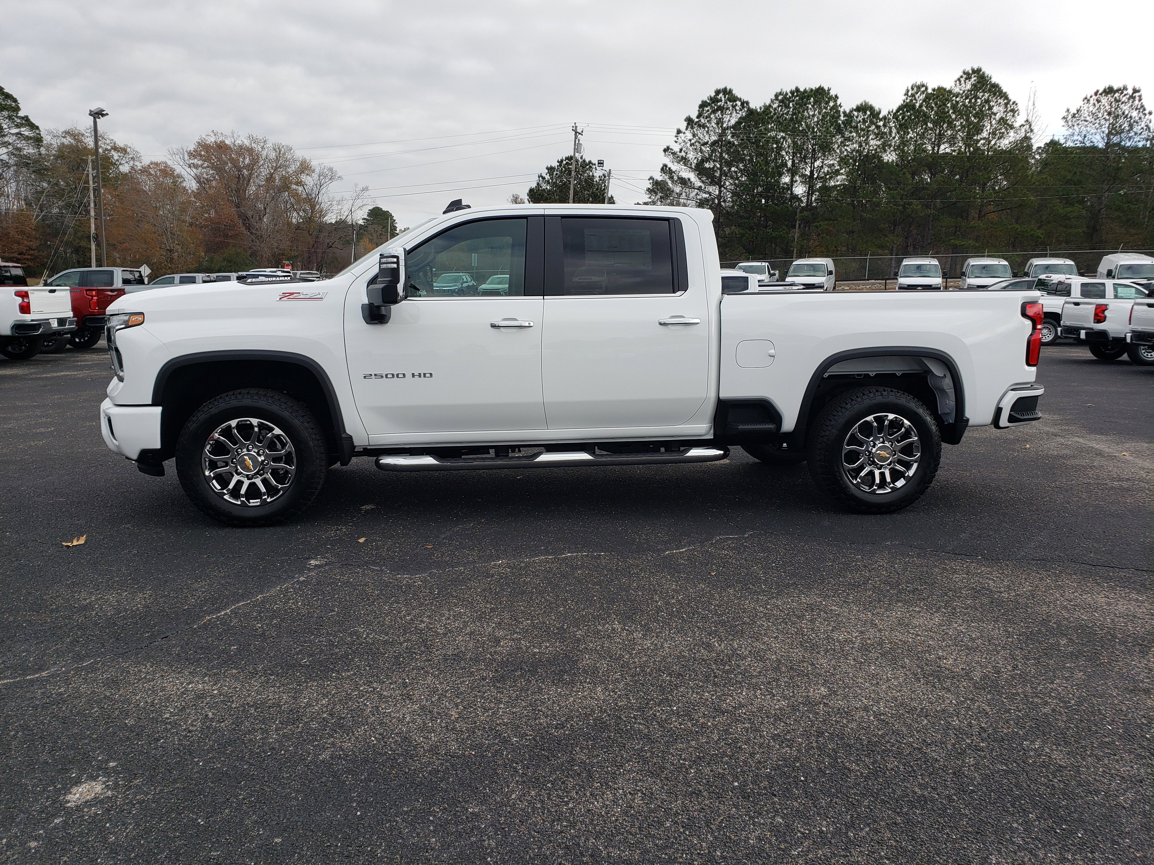 New 2026 Chevrolet Silverado 2500 LT w/ Z71 Chrome Sport Edition image 6