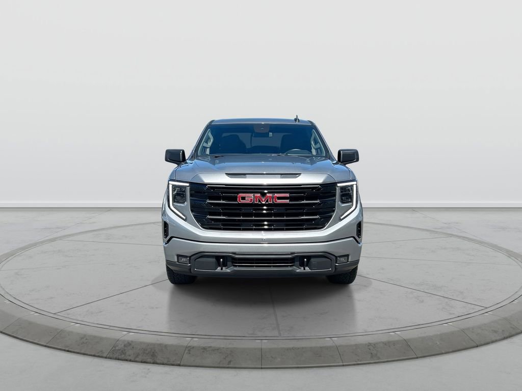 Used 2026 GMC Sierra 1500 Elevation w/ Elevation Select Package AWD/4WD image 3