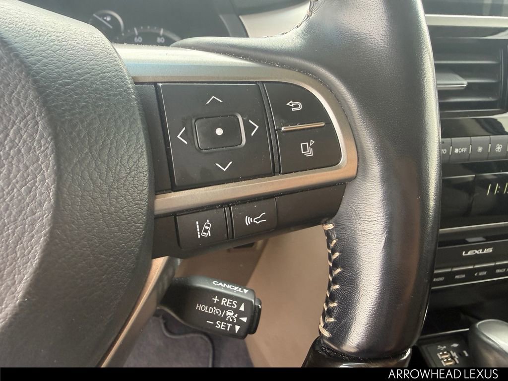 Used 2022 Lexus GX 460 Premium w/ Premium Package image 17