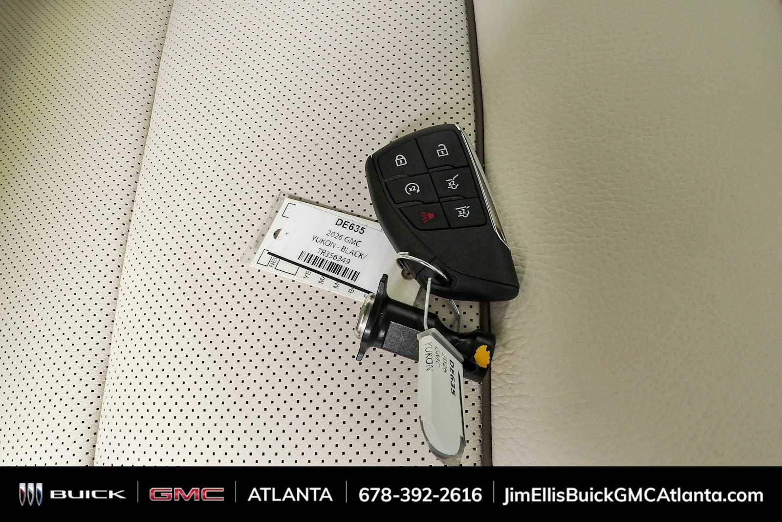 New 2026 GMC Yukon Denali w/ Denali Reserve Package AWD/4WD image 27