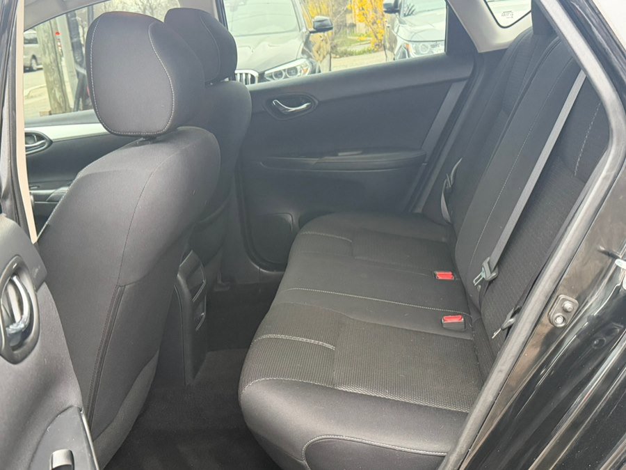 Used 2016 Nissan Sentra S image 19