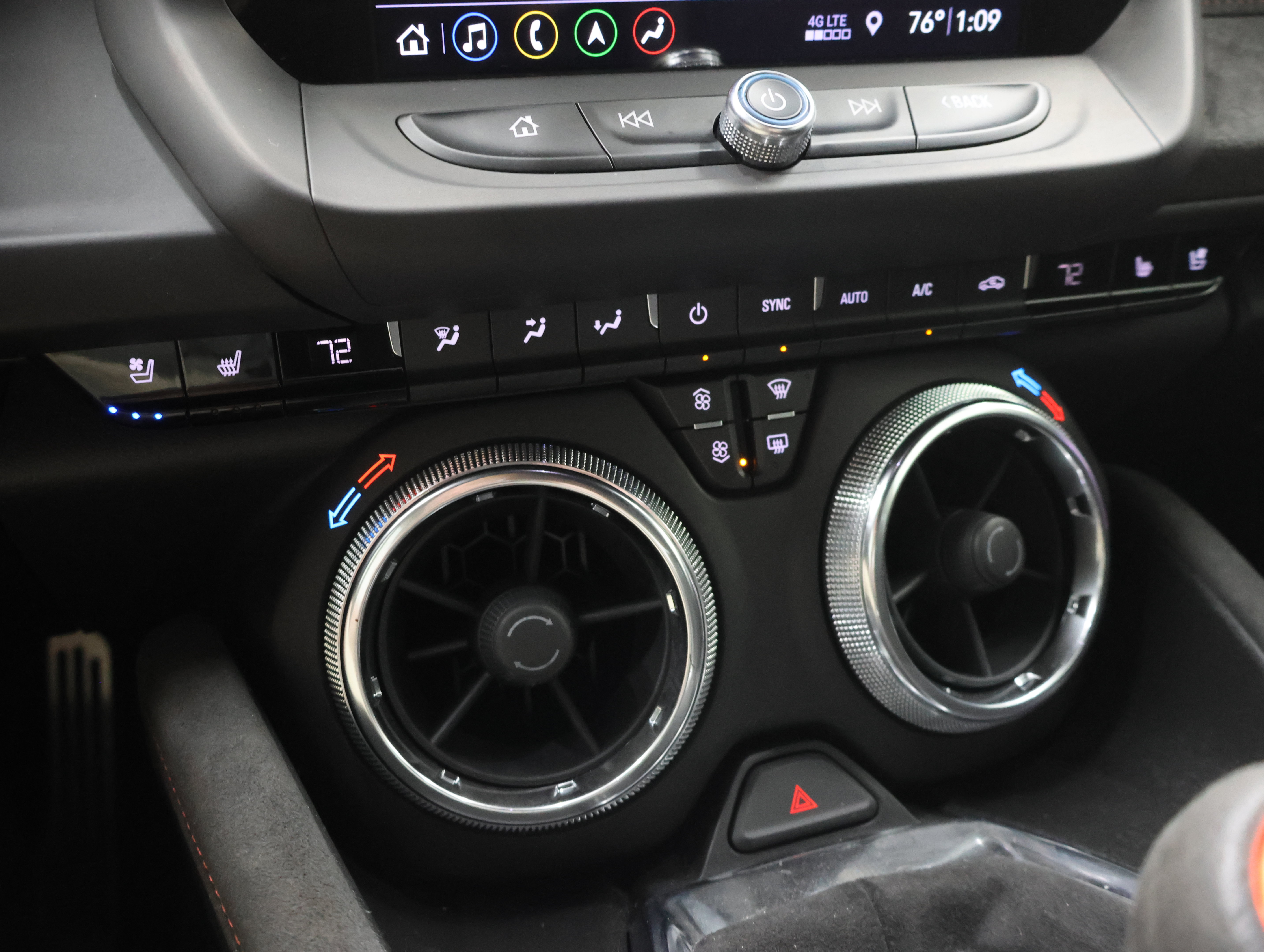 Used 2019 Chevrolet Camaro ZL1 RWD image 44