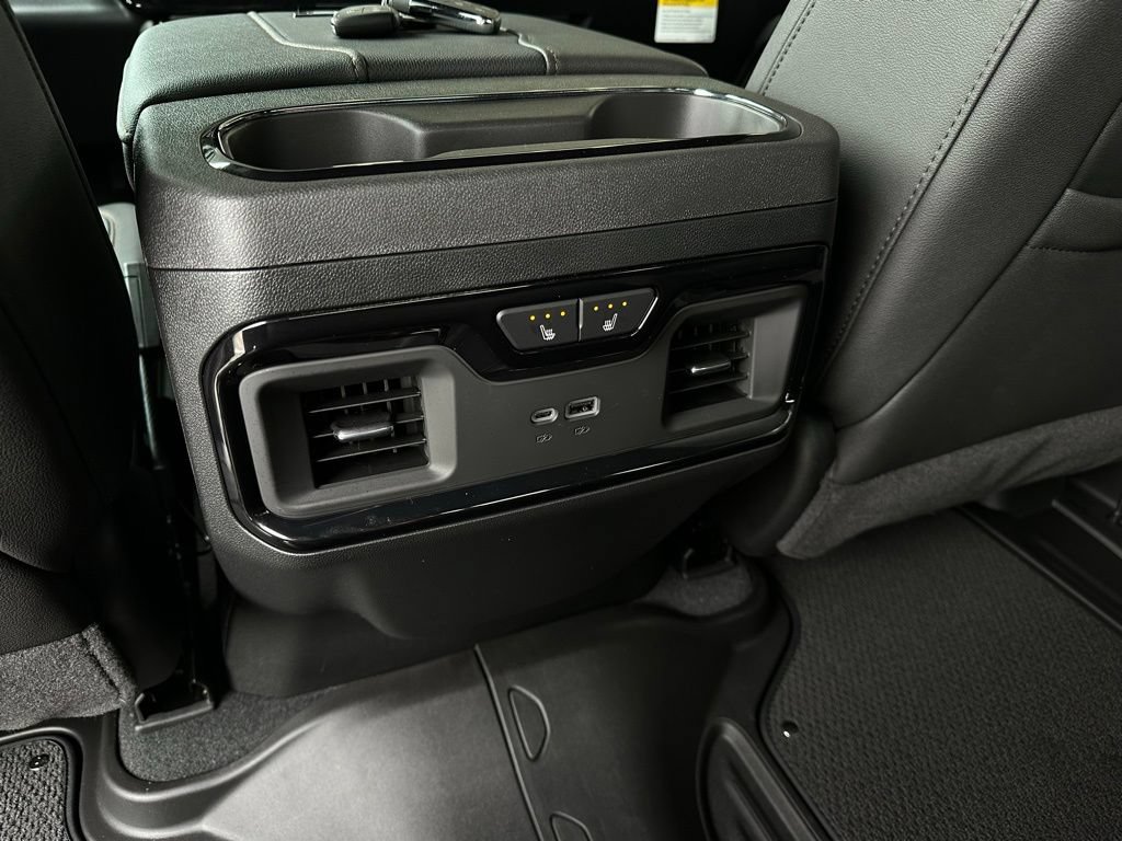 New 2026 GMC Sierra 2500 AT4 w/ AT4 Premium Plus Package AWD/4WD image 21