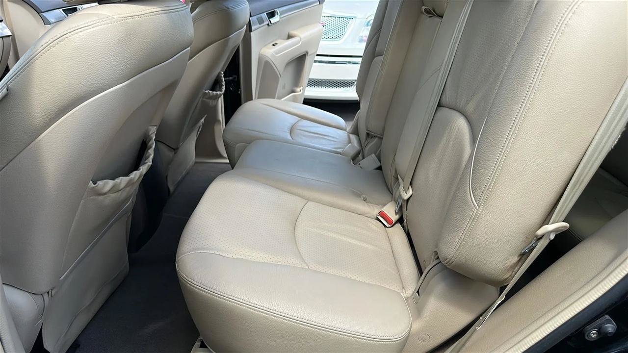Used 2009 Kia Borrego EX w/ Premium Pkg RWD image 25