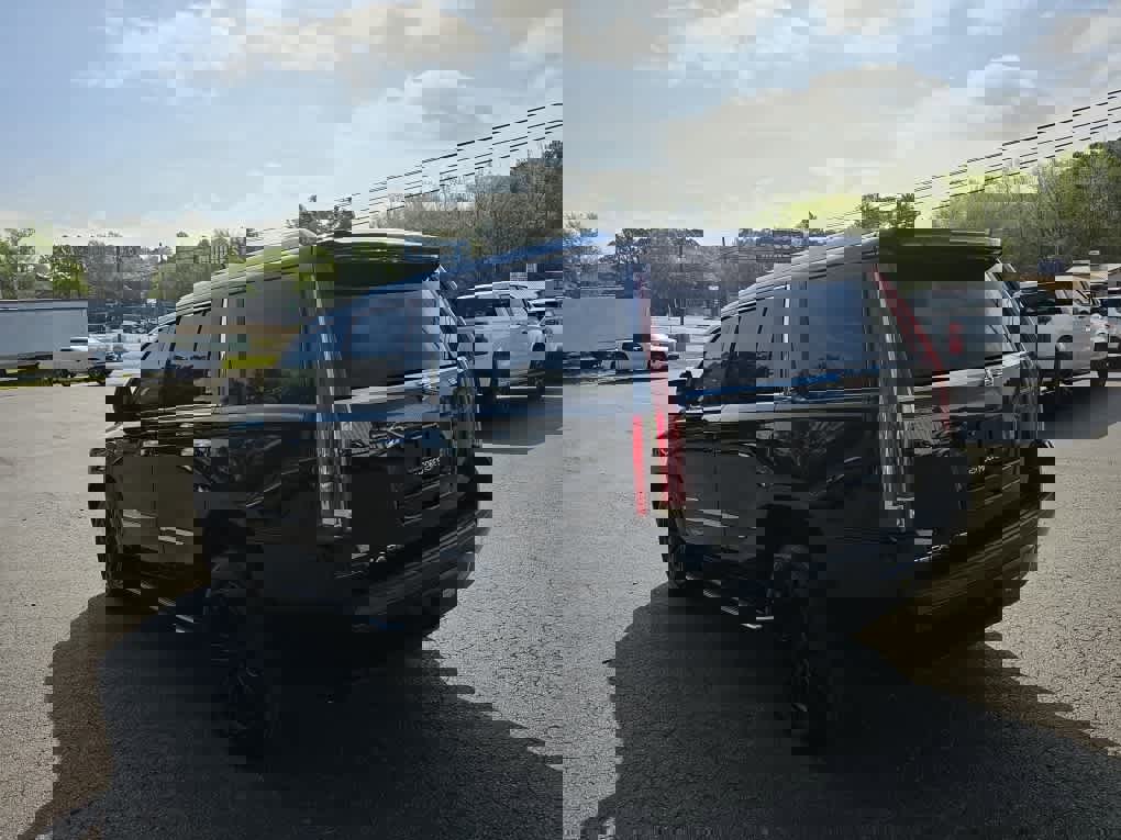 Used 2018 Cadillac Escalade 4WD image 5