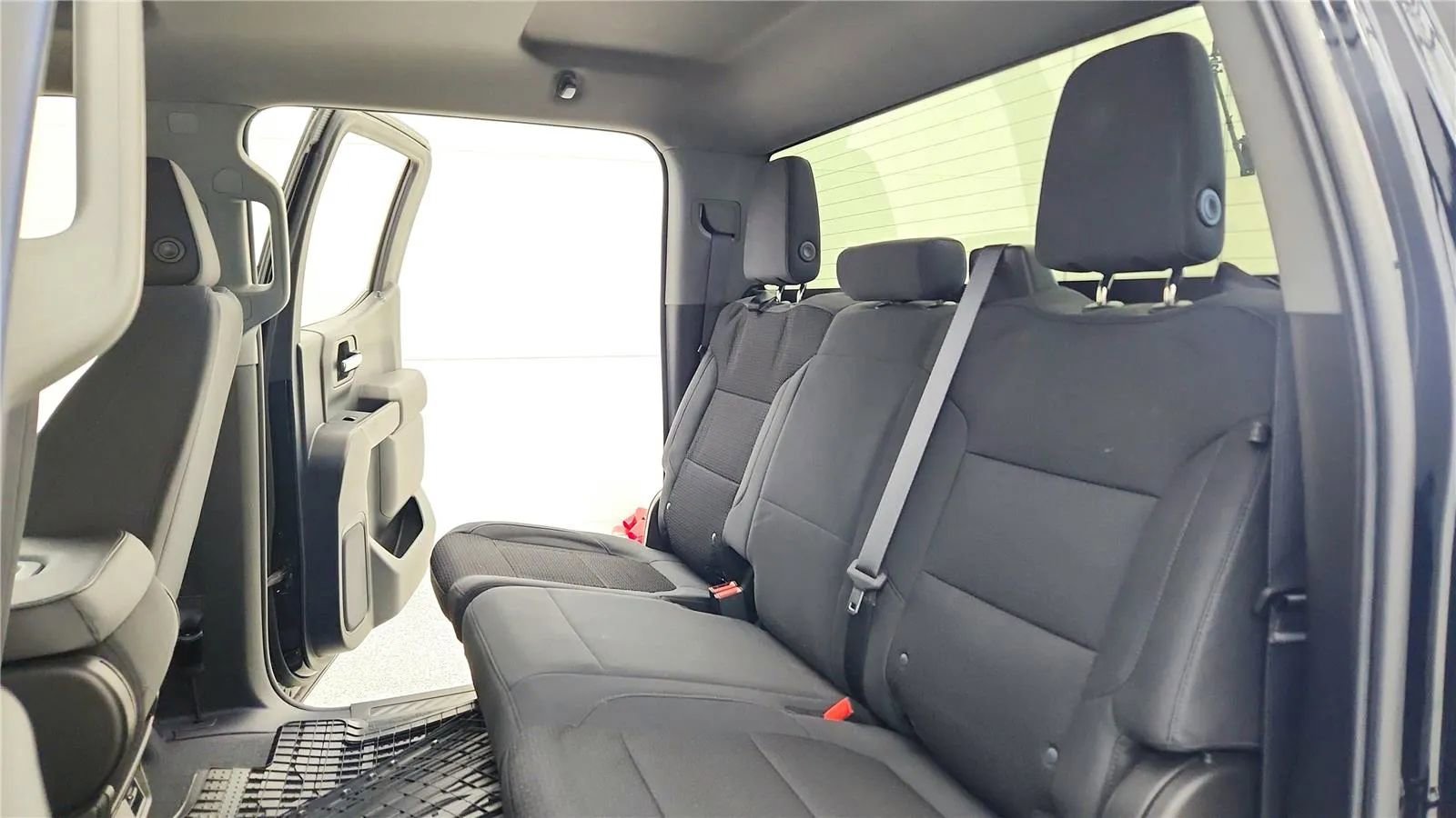 Used 2020 Chevrolet Silverado 1500 Custom Trail Boss w/ Custom Convenience Package image 30