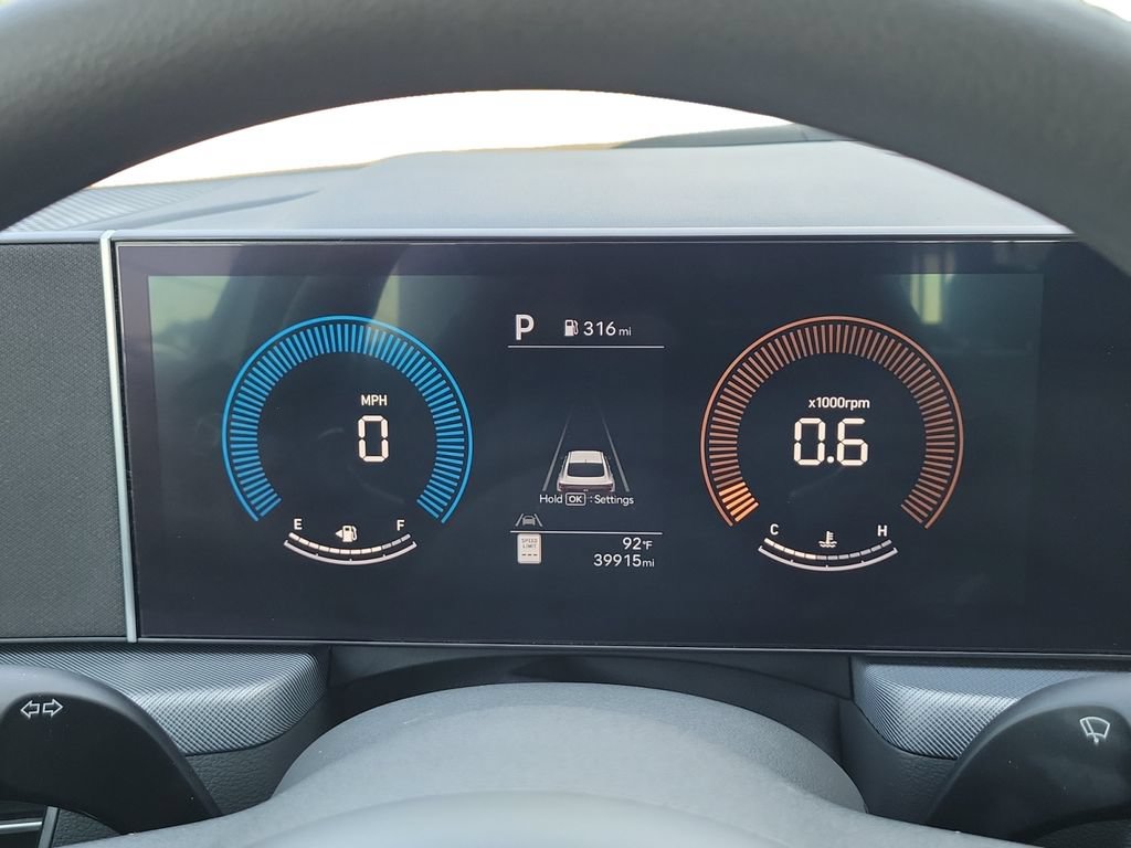 Used 2025 Hyundai Sonata SEL FWD image 22