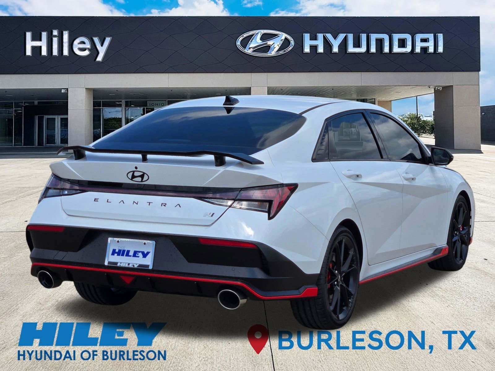 New 2026 Hyundai Elantra N FWD image 4