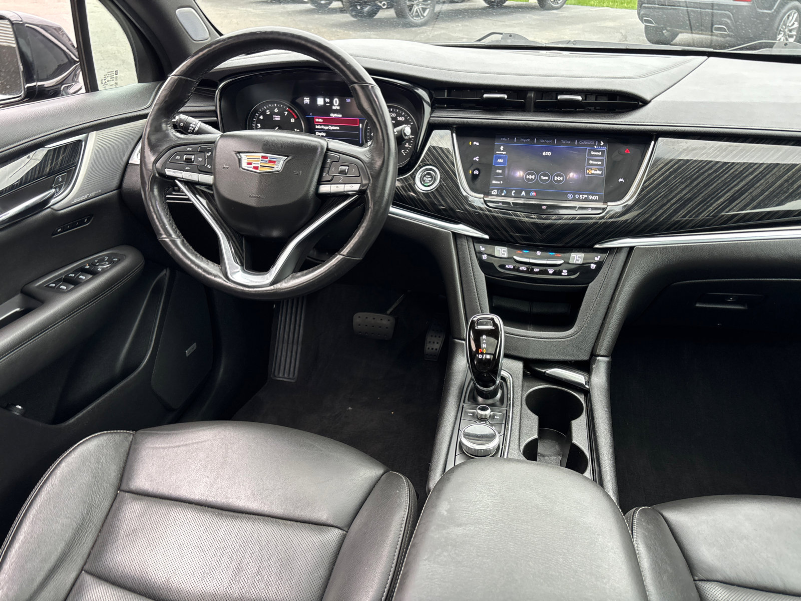 Used 2020 Cadillac XT6 Premium Luxury image 30