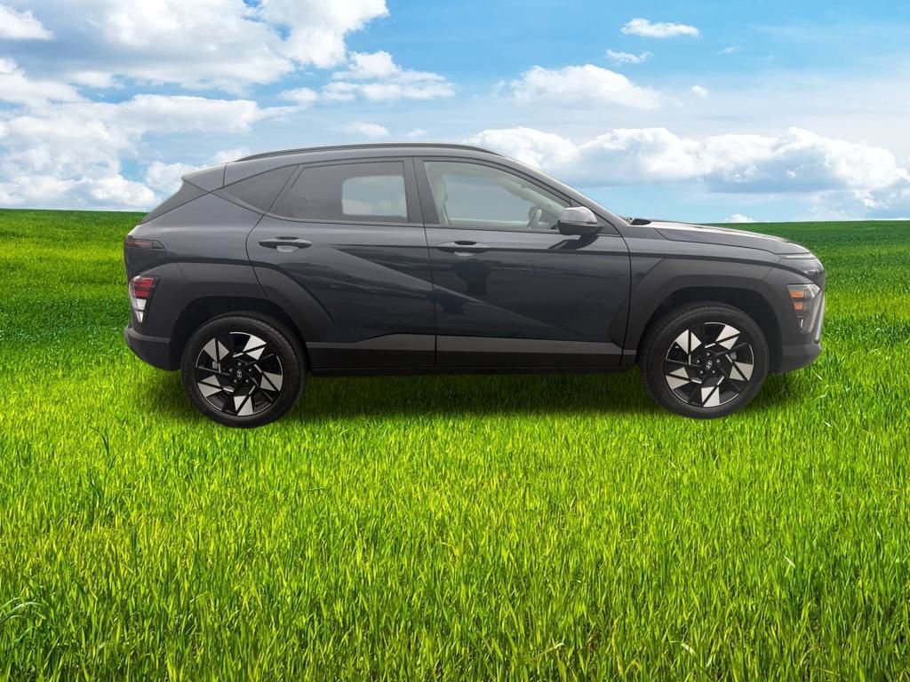 Used 2024 Hyundai Kona SEL w/ Convenience Package AWD/4WD image 4
