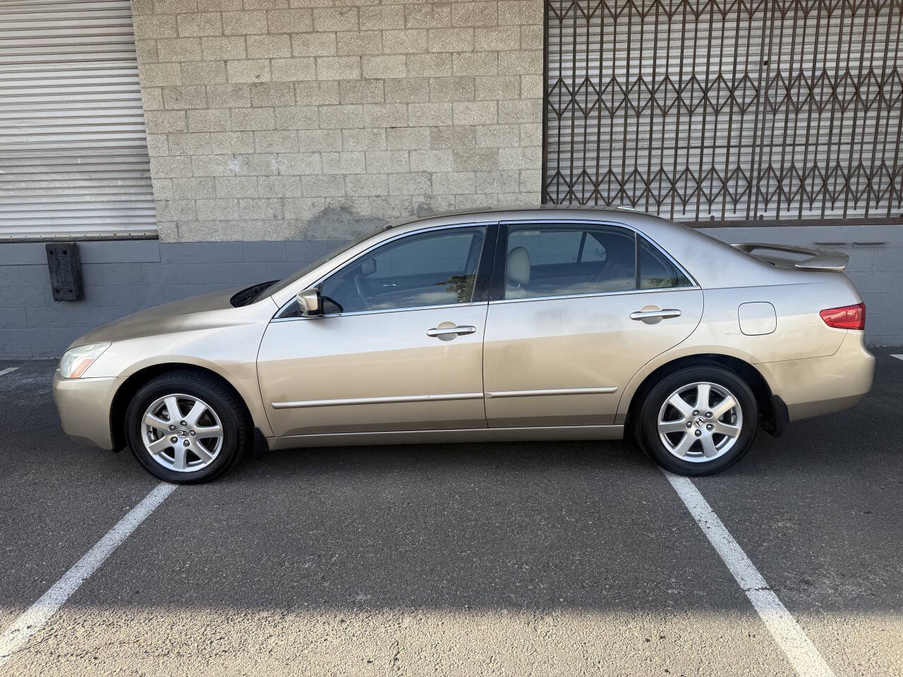 Used 2005 Honda Accord EX image 5