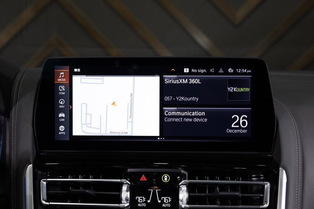 Used 2024 BMW M850i xDrive Convertible image 23