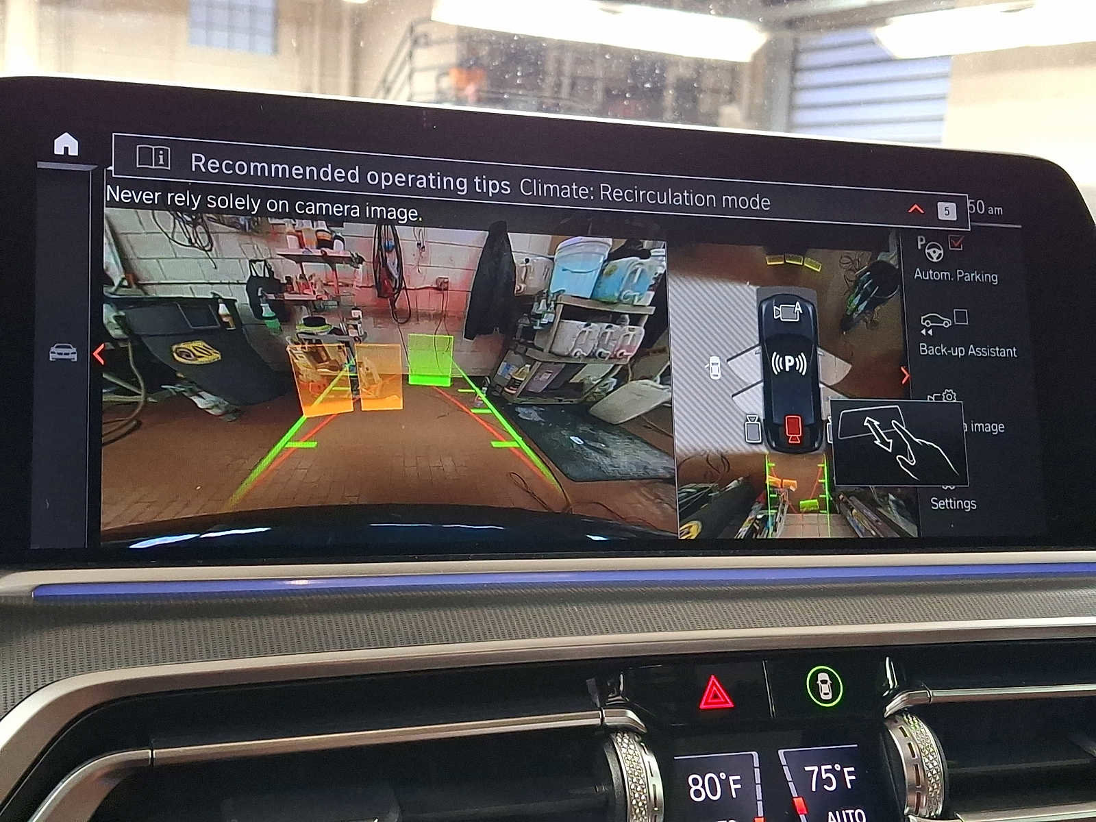 Used 2022 BMW X6 xDrive40i w/ Executive Package image 16