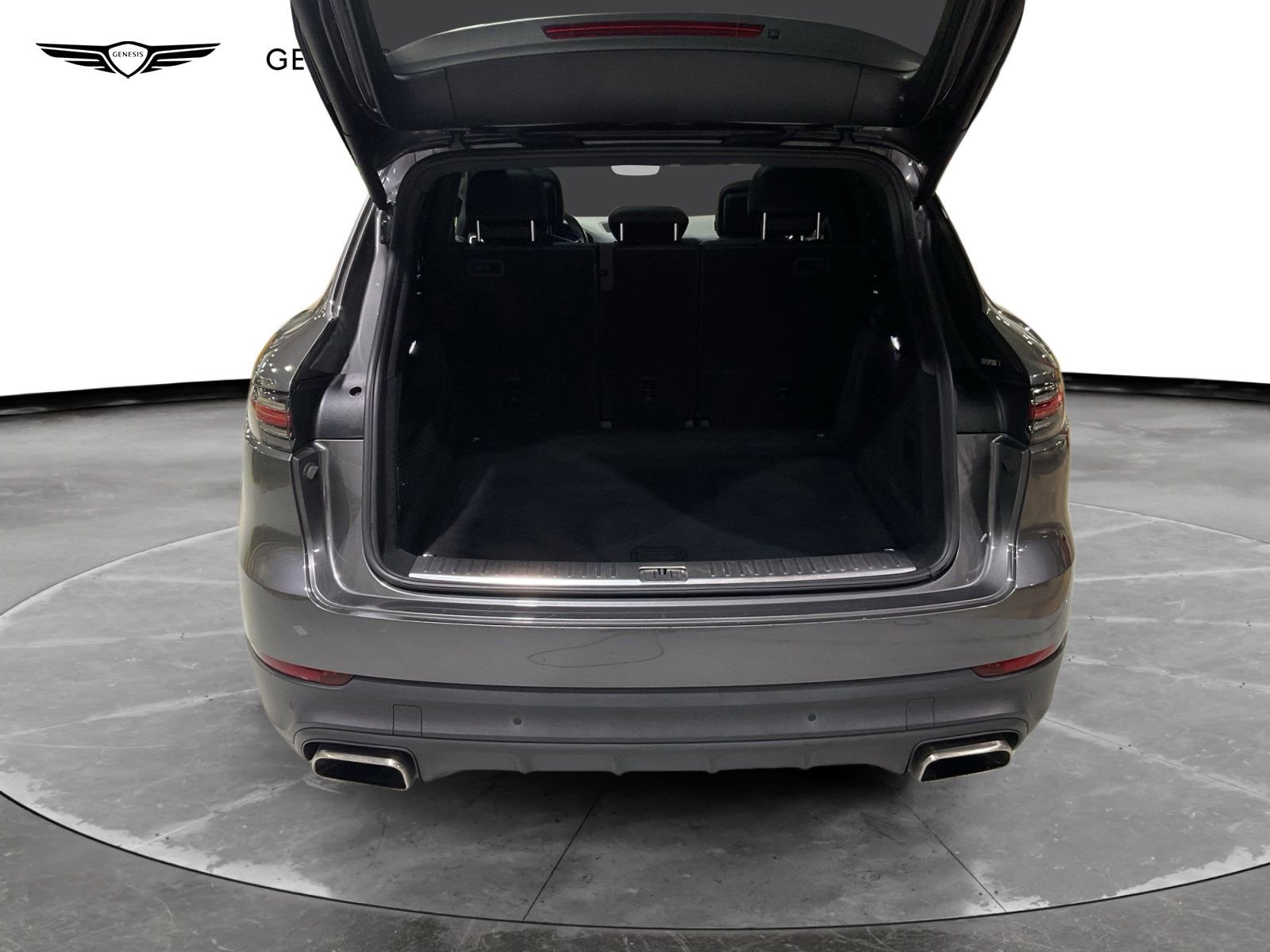 Used 2019 Porsche Cayenne Base image 6