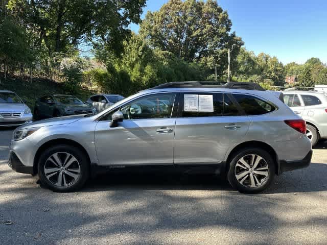 Used 2019 Subaru Outback 2.5i Limited w/ Popular Package #2 AWD/4WD image 2