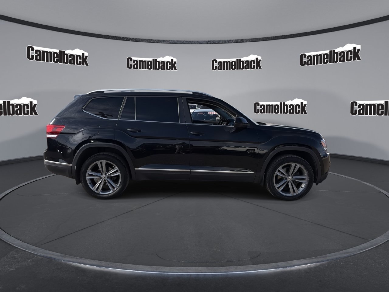 Used 2018 Volkswagen Atlas SEL AWD/4WD image 8