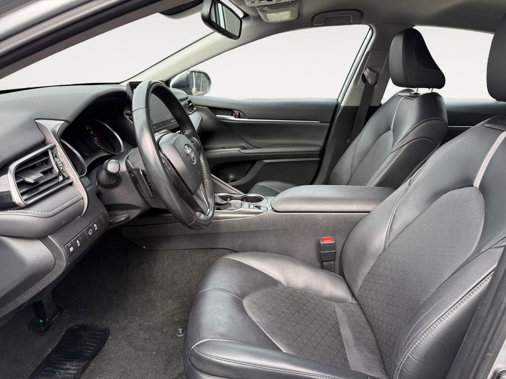 Used 2024 Toyota Camry XSE image 9