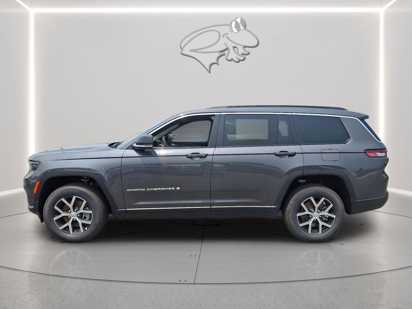 New 2025 Jeep Grand Cherokee L Limited image 2