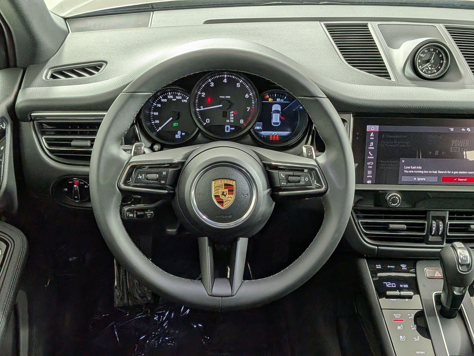 New 2026 Porsche Macan AWD/4WD image 15
