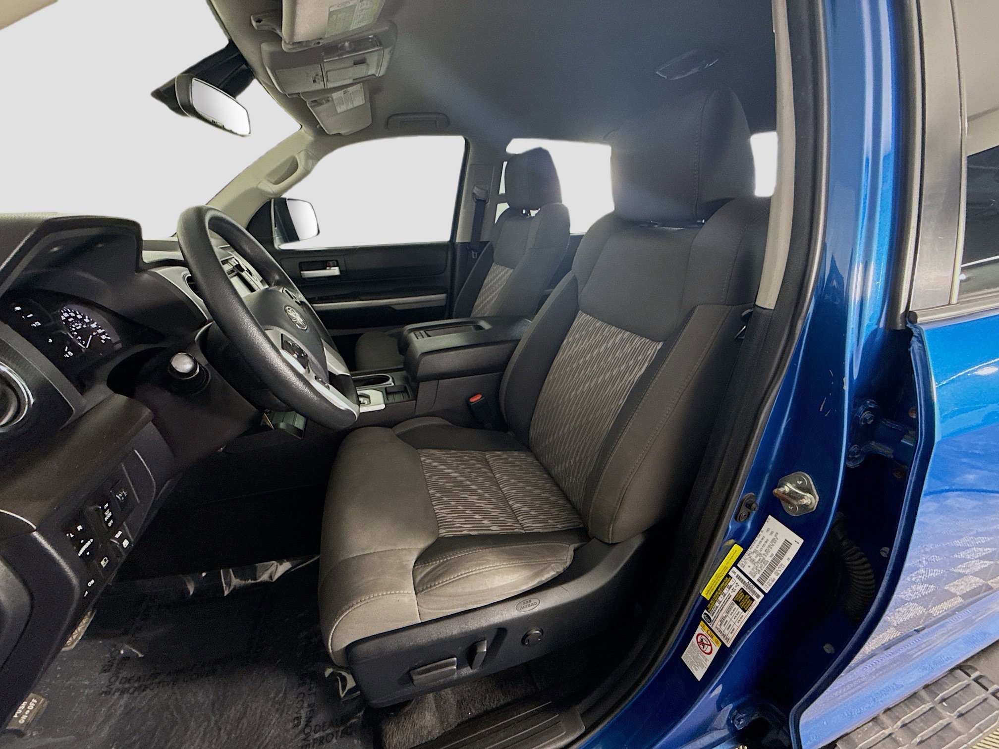 Used 2018 Toyota Tundra SR5 w/ SR5 Upgrade Package image 21