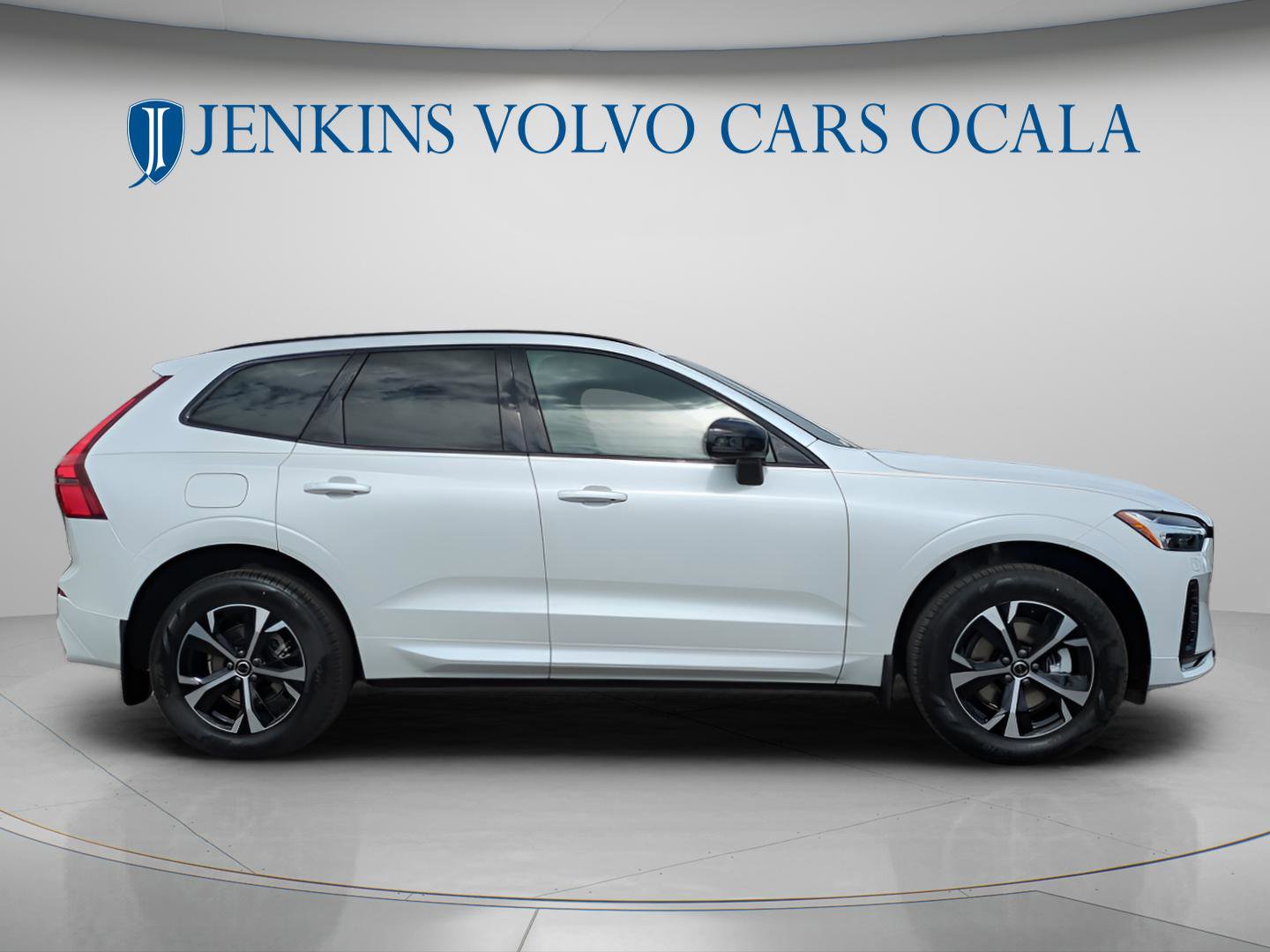 New 2026 Volvo XC60 B5 Core w/ Climate Package image 5