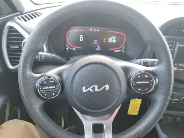 Used 2024 Kia Soul LX w/ Option Group 015 FWD image 12