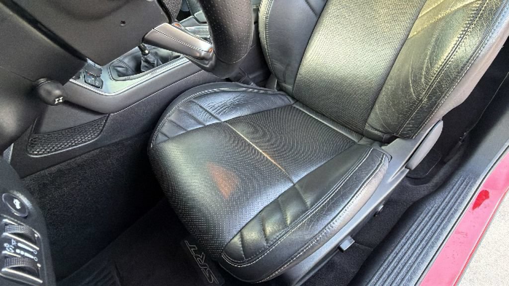 Used 2016 Dodge Challenger SRT Hellcat RWD image 14