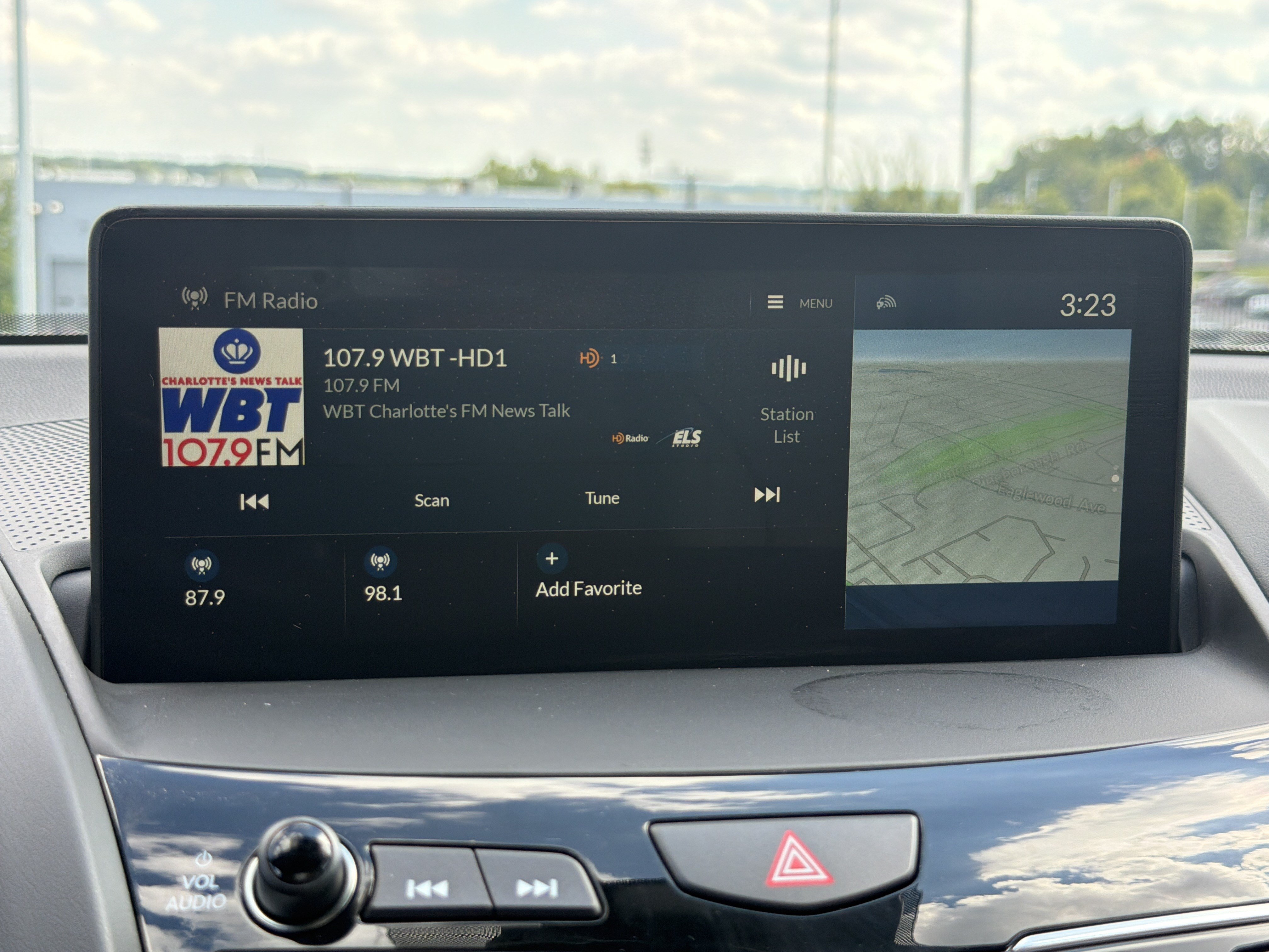 Certified 2026 Acura RDX w/ Advance Package AWD/4WD image 23