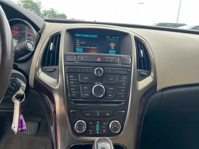 Used 2013 Buick Verano FWD image 16
