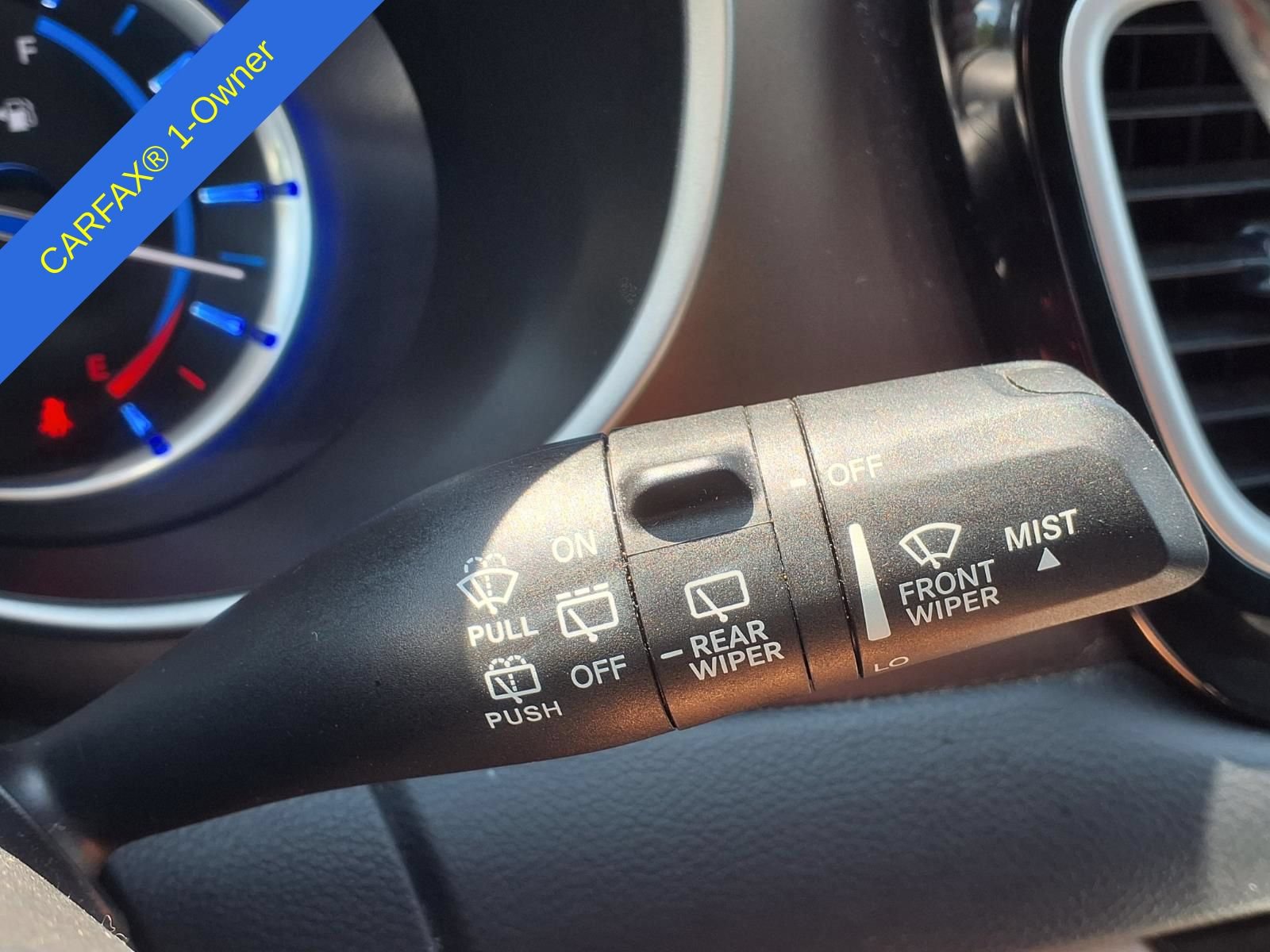Used 2017 Chrysler Pacifica Premium FWD image 22