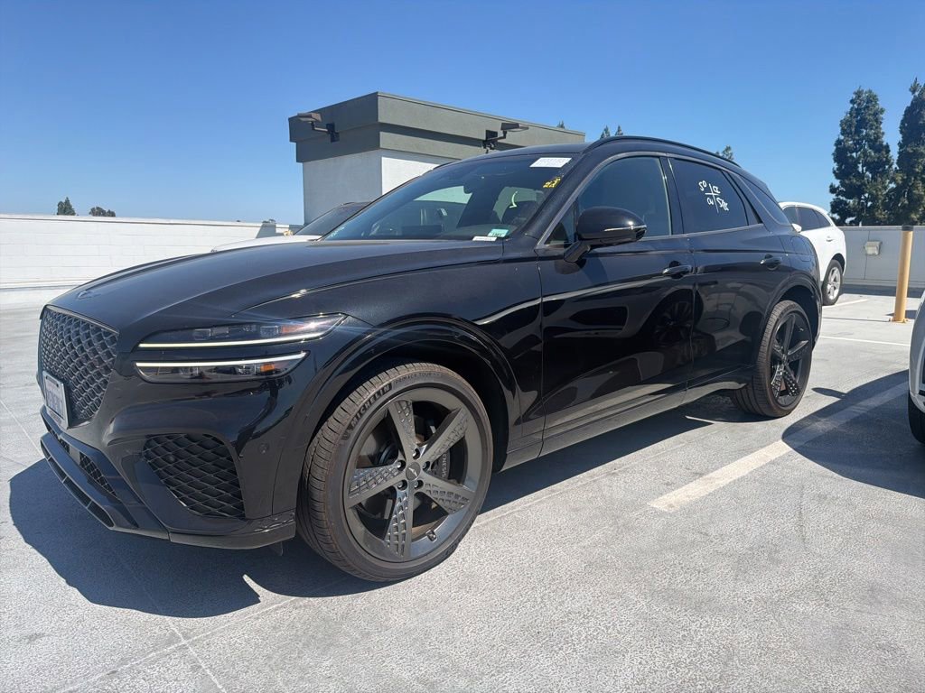 Used 2023 Genesis GV70 2.5T w/ Sport Prestige Package AWD/4WD image 1