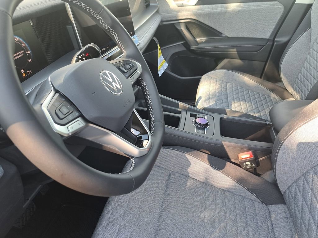 New 2025 Volkswagen Tiguan S image 17